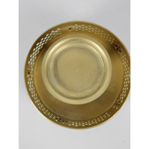 Vintage Candle‎ Holder Brass Rose Detail Victorian Footed Heavy - Picture 7 of 16